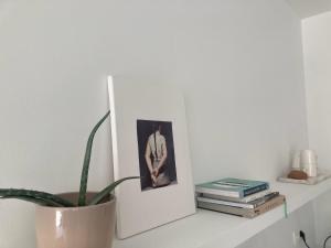 Huswell - Modern one bedroom apartment with lateral sea view