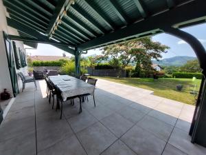 Villas Villa avec piscine vue montagnes a 3km des plages : photos des chambres