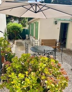 Family Room room in Le Ponteil