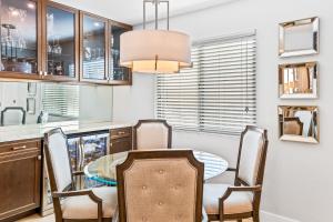 The Ricardo on Ramon