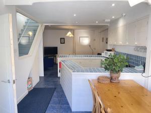 Chy Meor - a stonesthrow away from Porthmeor Beach