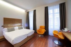 Quadruple Room room in Petit Palace Plaza Malaga