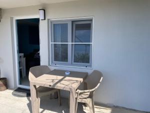 Sutomore Panorama Studio