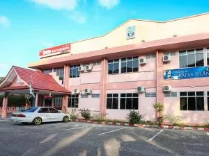 Super OYO 89640 Hotel Pelangi Marang - Kampong Kijing