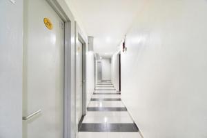 OYO 89960 Manjung Inn Hotel