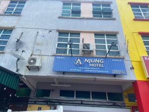 Hotel O De Anjung