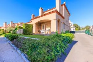 Rentalmar Brisas - Les Planes del Rei