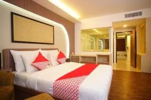 Super OYO Collection O 166 Hotel Princess - Palembang