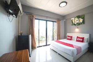 OYO 465 Krung Kao Traveller Lodge