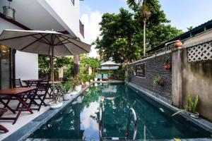 OYO 473 Suburban Villa