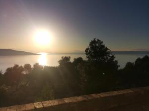 Room No stress on Cres