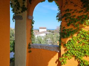 Appartamento con 3 Camere da Letto e Vista Mare
