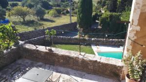 Maisons de vacances Charmante maison avec piscine en Drome Provencale : photos des chambres