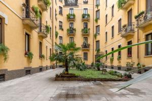 Vitruvio Palace - La Vista Apartments