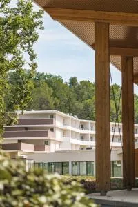 Hôtel des Thermes des Fumades - 格罗斯皮耶尔雷