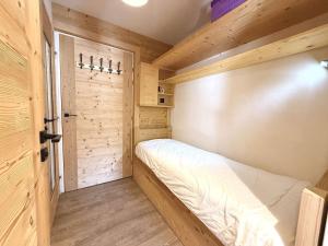 Charmant studio à 300m des pistes et commerces du Cernix - balcon, parking, casier à skis - FR-1-595-99