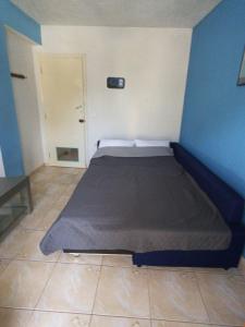 Blue Dolphins 2 bedroomed house with court yard