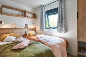 Campings Mobil-Home 6 a 8 personnes : photos des chambres