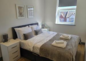 Bright Finchley Apartments - Perfect for Business & Leisure