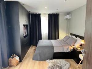 Туйковата стая The Tuikov Home Room - Yamna