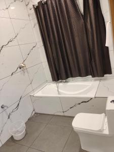 Robins Paradise Vagamon