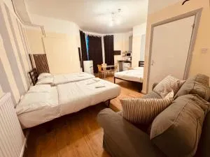 安瓦尔旅馆 - 泰晤士河畔金斯顿