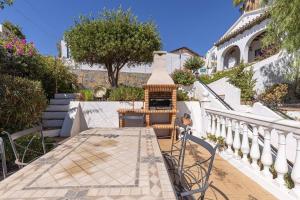 089 Traditional Andalusian 3 Bed Villa with Private Pool