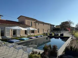 Villa Sensazione-Piscina, Sauna, Jacuzzi, BBQ - Luni