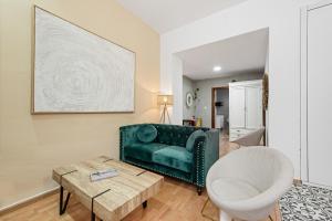 UrbanChicMalaga 2Bedroom Oasis In Historic Malaga Centre