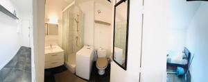 Appartements STUDIO A 300 METRES DE LA GARE et 25 MINUTES DE PARIS EN TRAIN : photos des chambres