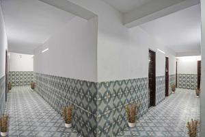 Hotel O SK Residency Rohini