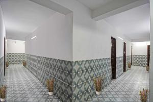 Hotel O SK Residency Rohini