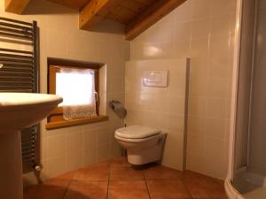 Apartamento de 4 dormitorios con vistas al lago