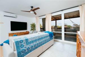 CONDO E12