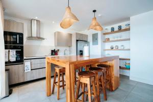 CONDO E12