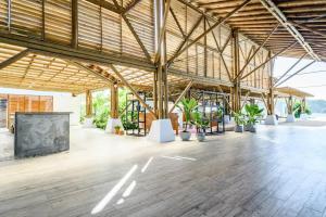 CONDO E12