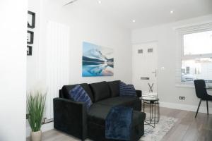 Luxury 3-Bedroom Home , with Free parking - Ubytování bez kategorie ve městě Dartford