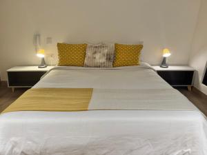 VITRa VISTA A LA CIUDAD ILUMINACION COMODIDAD