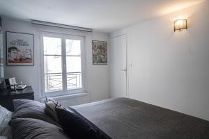 Comfortable and bright 50 m in Paris 10th