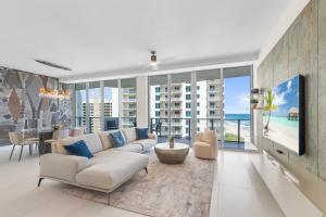 Luxe 2BR 2.5BA Ocean View Condo in Amrit Resort