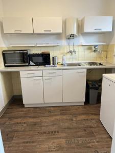 Praktisches Studio-Apartment mit 2 Betten in Norderstedt