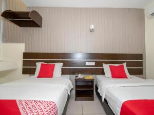 Super OYO 89944 Stay Inn
