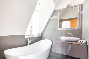 Villas Magnifique maison 7BR - Casino Deauville : photos des chambres