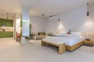 BOHO Studio Wild Flowers in Mar Mikhael - Mār Yūsuf