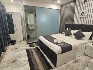 Astha Kandivali Service Apartment