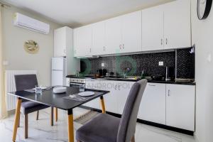 The Floral Suite 2nd Floor