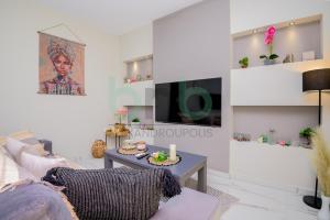 The Floral Suite 2nd Floor