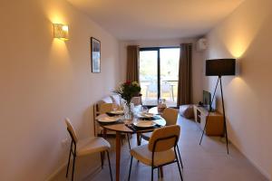 Appartements Appt T2 plus cabine les pieds dans l-eau : Appartement 2 Chambres