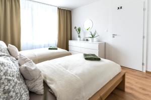 Apartment Tix - 75m2, AC, Parking, 3 min Europa SC