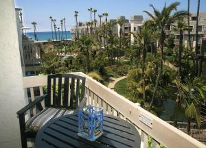 C303 - Pacific Dream